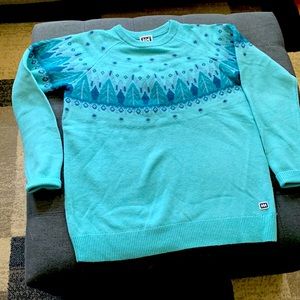 Warm and attractive sweater